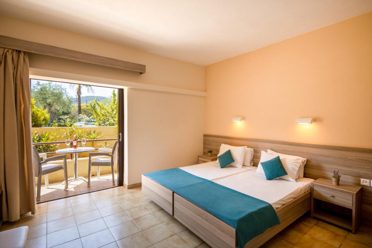 Hotel Rossis Месонги Экстерьер фото