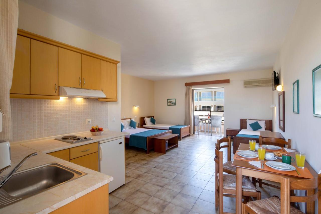 Hotel Rossis Месонги Экстерьер фото