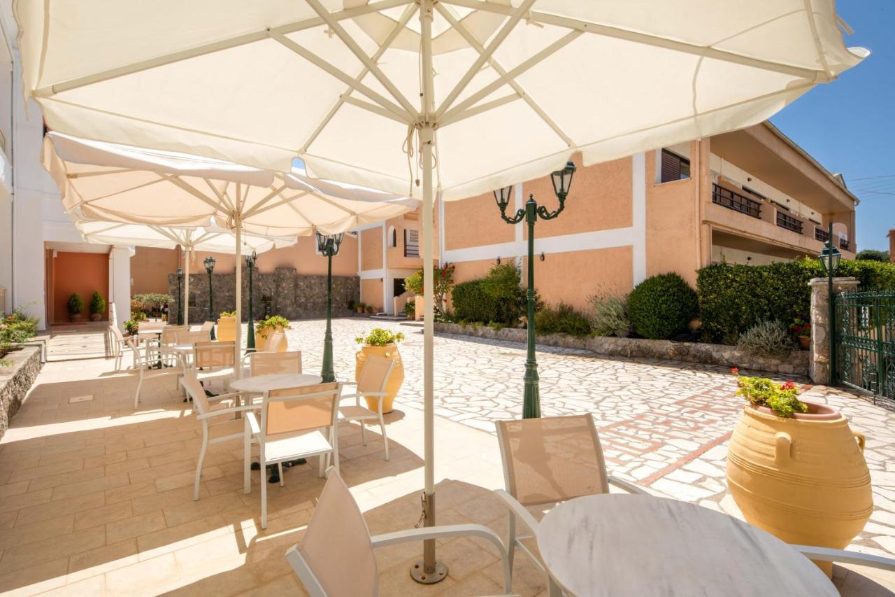 Hotel Rossis Месонги Экстерьер фото